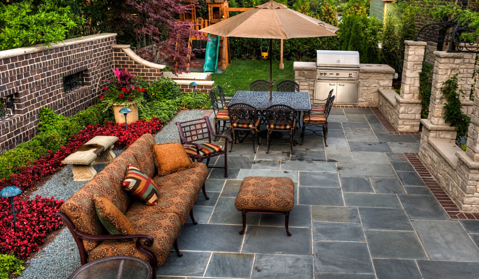 beautiful backyard patio design with furniture